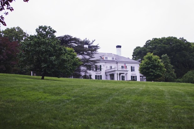 E2065D42-711B-4C0E-AEC6-571EB1B63A45