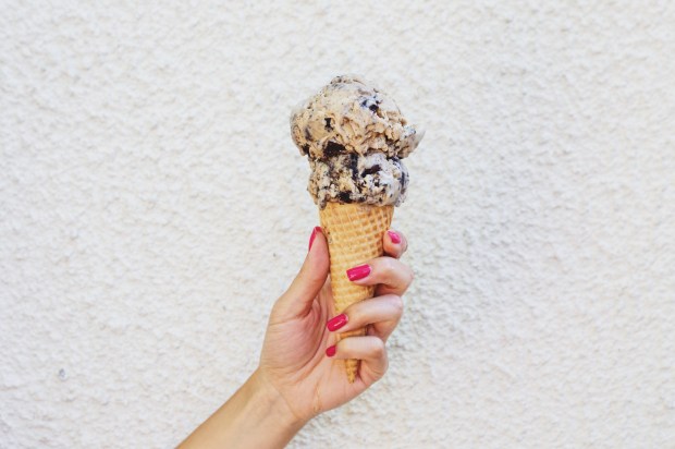 3E405C32-5B2A-43EF-9AF3-0D06972835B7